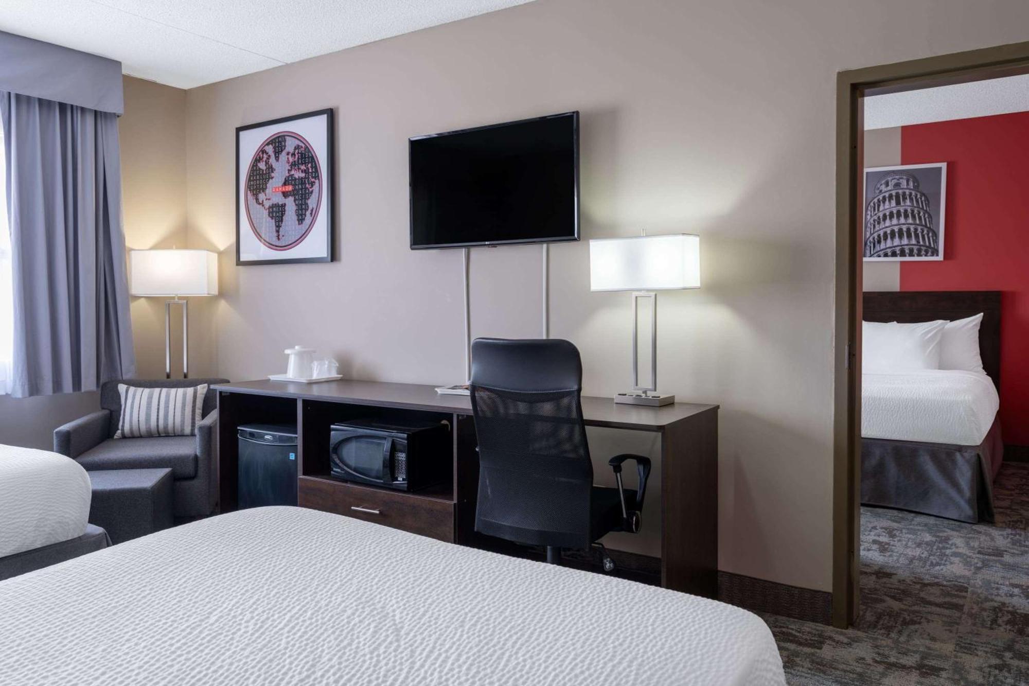 Ramada By Wyndham Thunder Bay Airlane Hotel Eksteriør billede