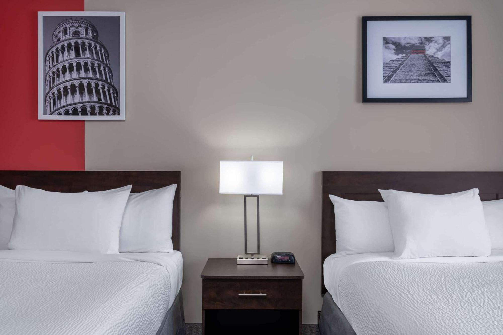 Ramada By Wyndham Thunder Bay Airlane Hotel Eksteriør billede