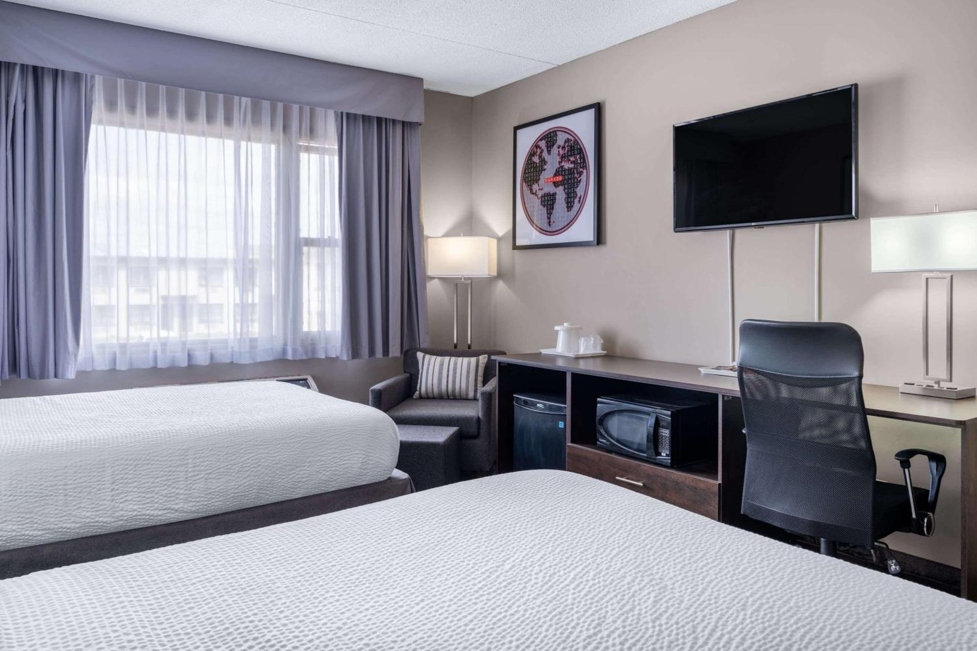 Ramada By Wyndham Thunder Bay Airlane Hotel Eksteriør billede