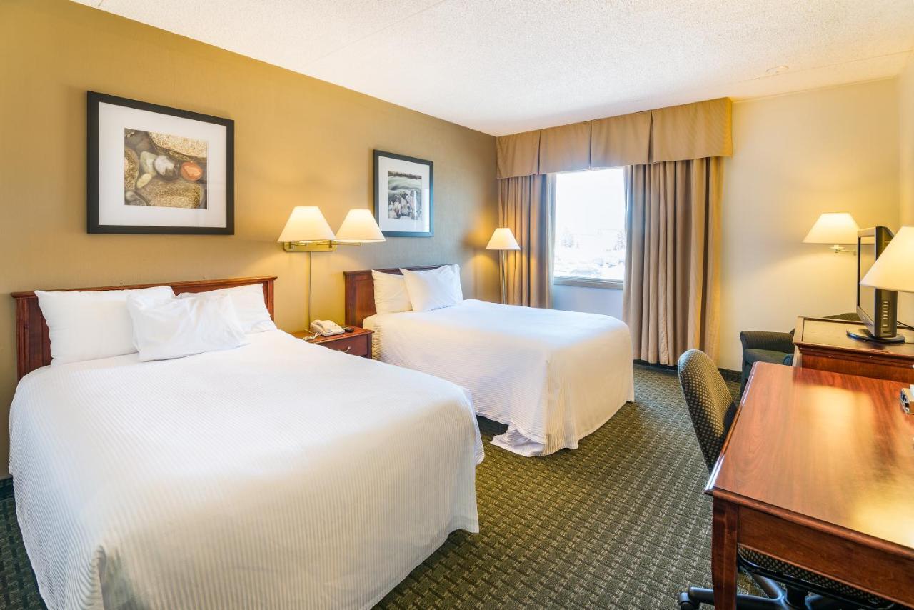 Ramada By Wyndham Thunder Bay Airlane Hotel Eksteriør billede